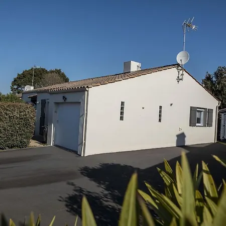Maison Familiale Pour 6 Avec Jardin بيت للعطل *