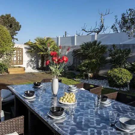 Maison Familiale Pour 6 Avec Jardin بيت للعطل *